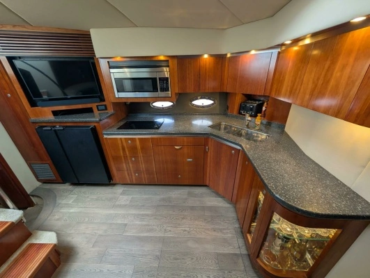 Cruisers Yachts 520 Express Yacht For Sale