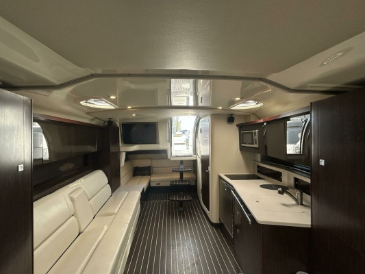 35ft Monterey Yacht For Sale