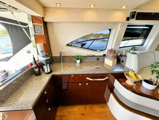 Sea Ray 47 SEDAN BRIDGE Yacht For Sale