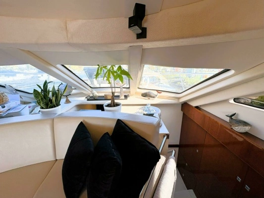 Sea Ray 47 SEDAN BRIDGE Yacht For Sale