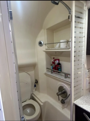 2016 Sea Ray 37