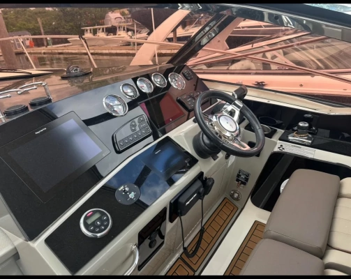 2016 Sea Ray 37