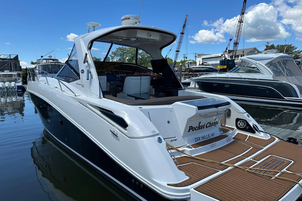 2016 Sea Ray 37