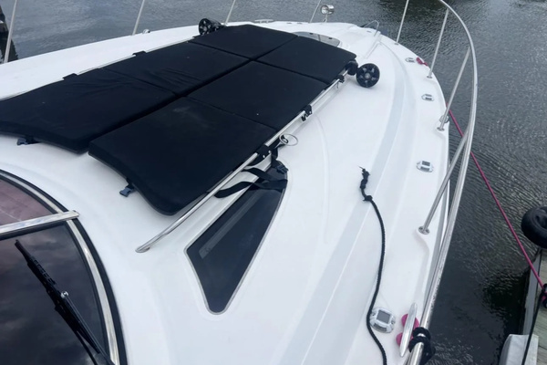 2016 Sea Ray 37