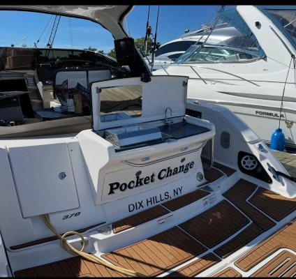2016 Sea Ray 37