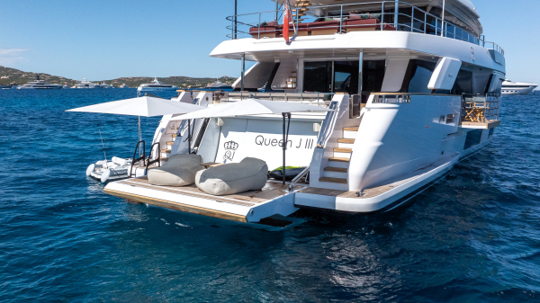 QUEEN J III 108ft Custom Line Yacht For Sale
