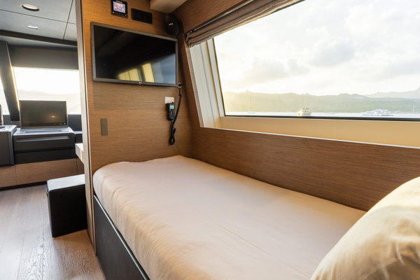 2024Custom Line 108 ft Navetta 33   QUEEN J III