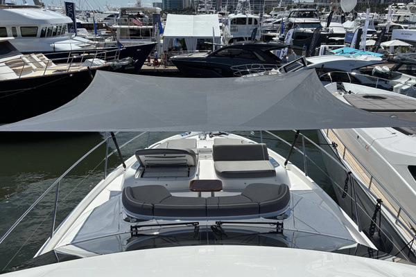 2025 Princess 65