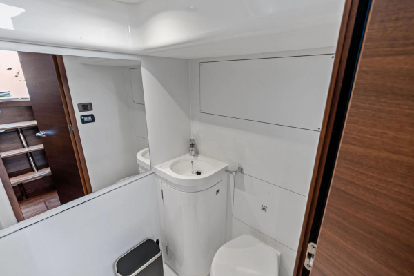 R amp R 65ft Princess Yacht For Sale