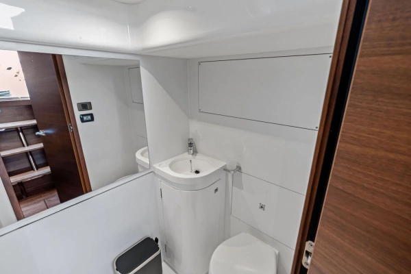 2025 Princess 65