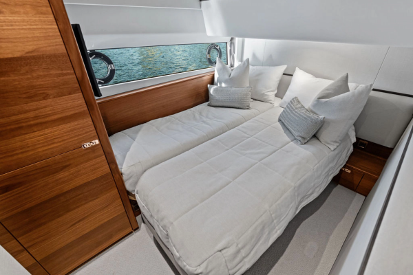 R amp R 65ft Princess Yacht For Sale