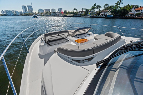 2025 Princess 65