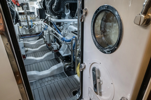 Marlow Explorer Yacht For Sale