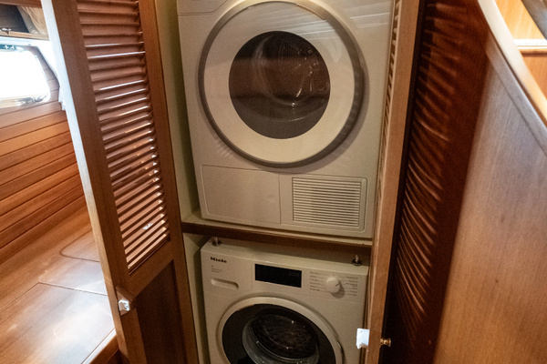 Marlow Explorer Yacht For Sale
