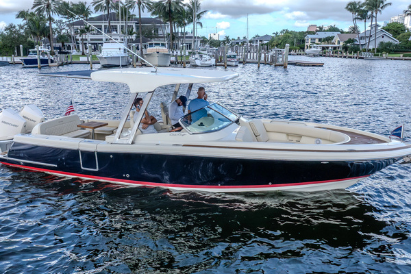 RITZ SEA 30ft Chris Craft Yacht For Sale