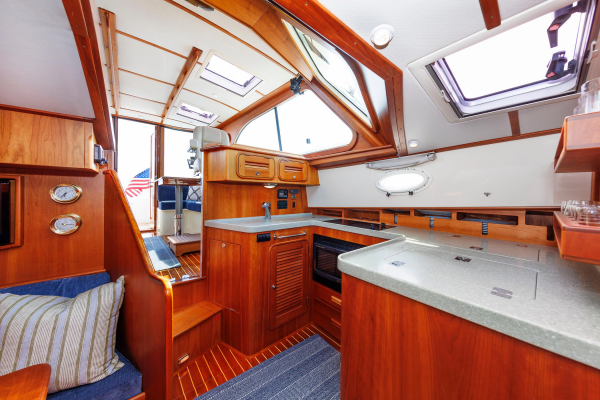 Ruckus 44ft Hinckley Yacht For Sale