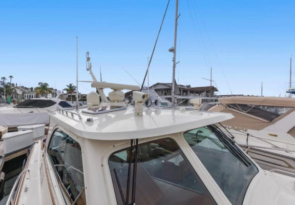 Ruckus 44ft Hinckley Yacht For Sale