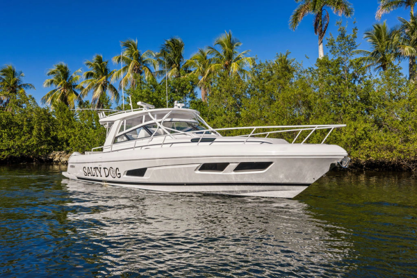 Salty Dog 43ft Intrepid Yacht For Sale