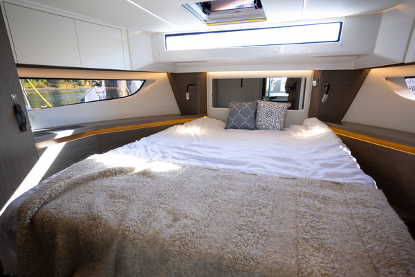 Samadhi 41ft Jeanneau Yacht For Sale