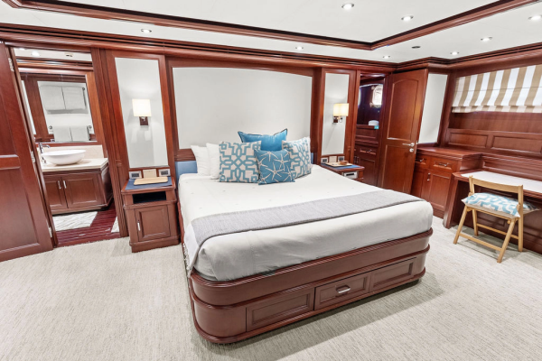 SAMSARA 100ft Custom Yacht For Sale