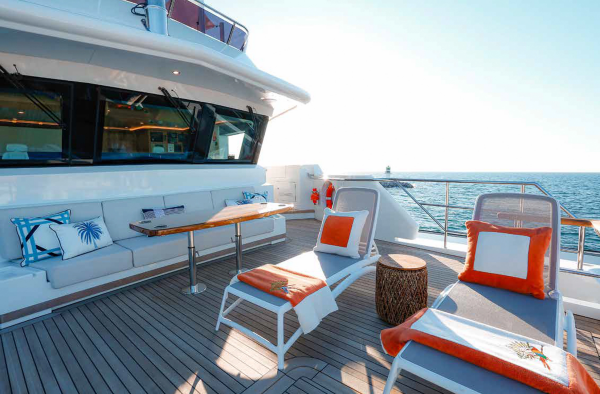 SEVEN SEAS 120ft RMK Marine Yacht For Sale