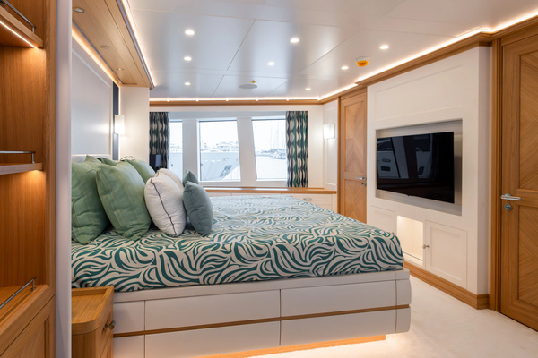 2024RMK Marine 120 ft 120   SEVEN SEAS
