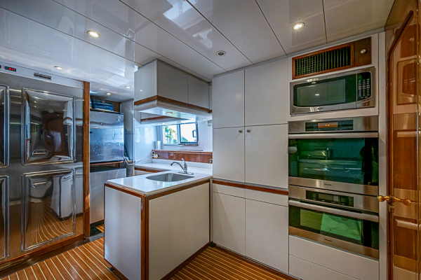SHALIMAR 118ft Benetti Yacht For Sale