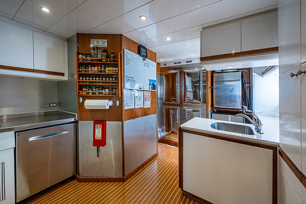 SHALIMAR 118ft Benetti Yacht For Sale