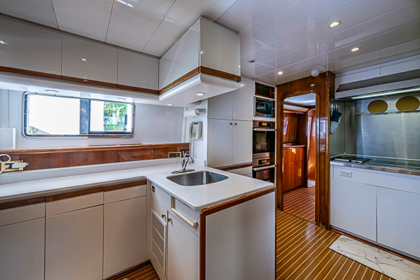 SHALIMAR 118ft Benetti Yacht For Sale
