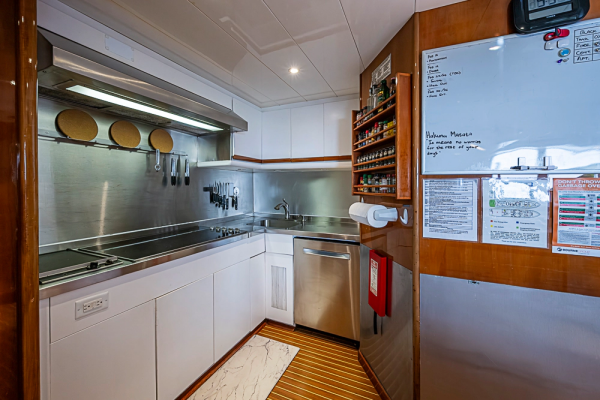 SHALIMAR 118ft Benetti Yacht For Sale