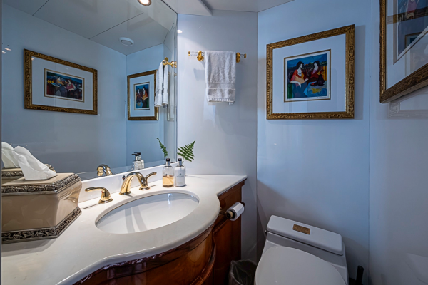 SHALIMAR 118ft Benetti Yacht For Sale