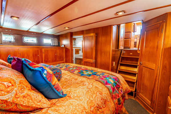 Si Como No 45ft DeFever Yacht For Sale