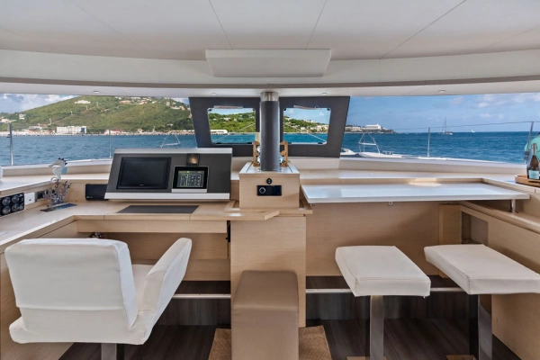 Fountaine Pajot Victoria 67 Yacht For Sale