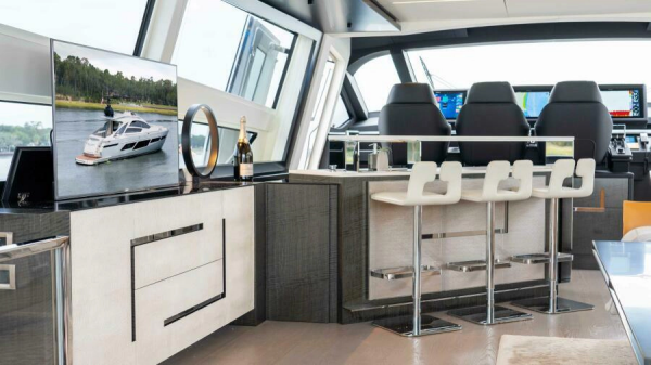 STALLION 92ft Pershing Yacht For Sale