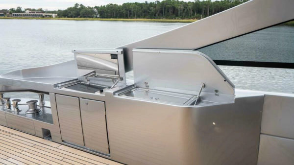 STALLION 92ft Pershing Yacht For Sale