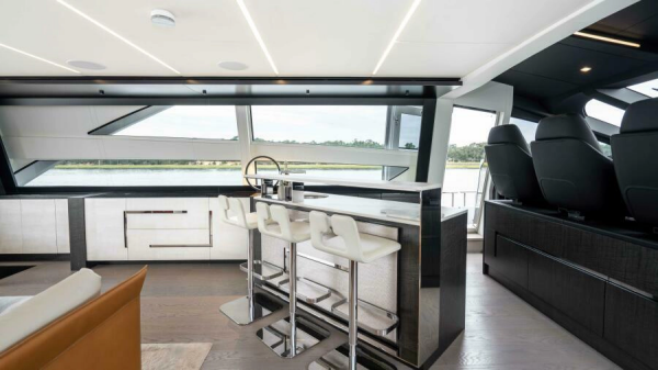 STALLION 92ft Pershing Yacht For Sale