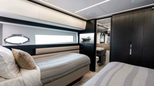 STALLION 92ft Pershing Yacht For Sale