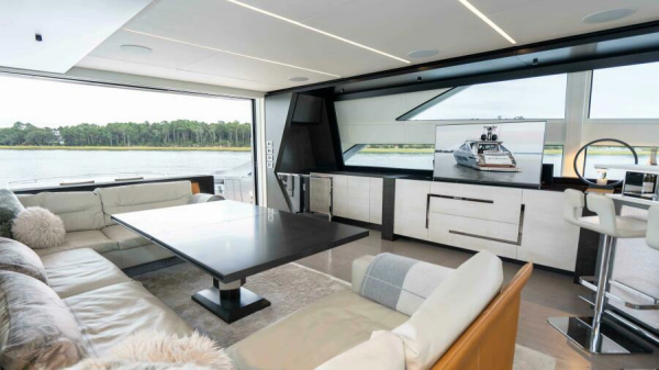 STALLION 92ft Pershing Yacht For Sale