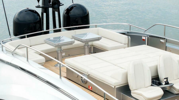 STALLION 92ft Pershing Yacht For Sale