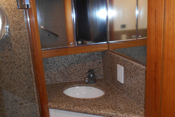 2005 Inace 60