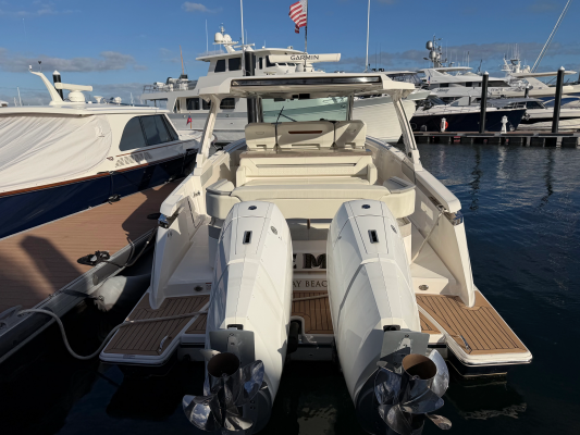 The Moy 43ft Tiara Yachts Yacht For Sale