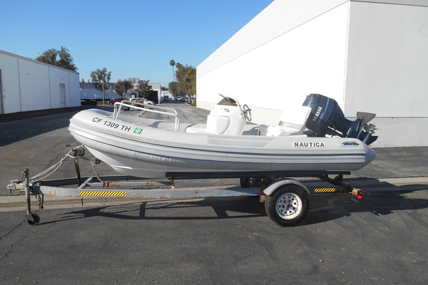 1999 Viking 58