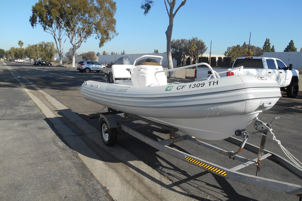 1999 Viking 58
