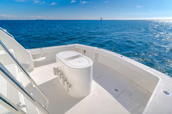 1999 Viking 58