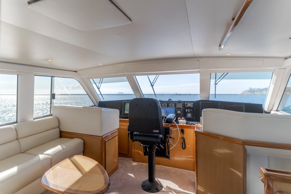 1999 Viking 58