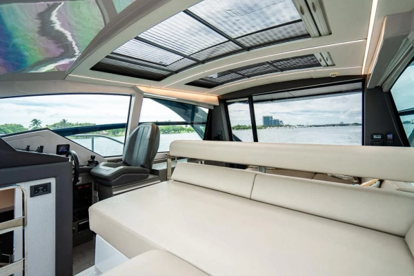 2018 Pershing 54