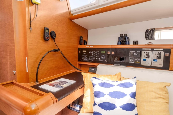 Jeanneau Sun Odyssey 479 Yacht For Sale