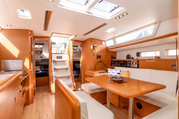 Victory 47ft Jeanneau Yacht For Sale