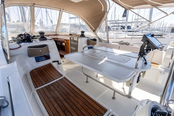 Jeanneau Sun Odyssey 479 Yacht For Sale