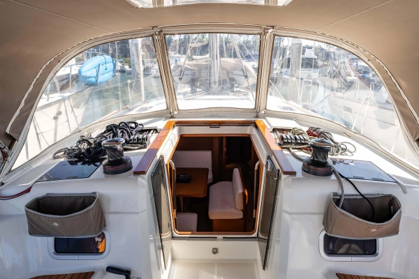 Jeanneau Sun Odyssey 479 Yacht For Sale